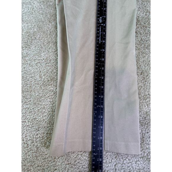 Dockers Pants Mens 40x32 Beige Khaki Classic Fit Slacks Trousers Pleated D522 - Picture 12 of 14